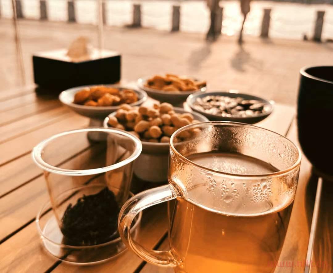 人到底是隨波逐流還是能夠逆勢而動？